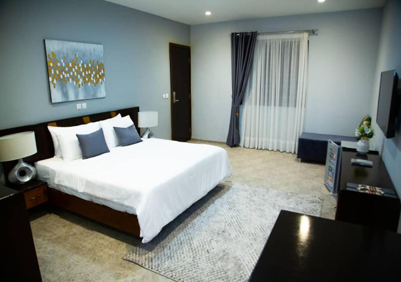 Onyx Hotel 亚穆苏克罗 外观 照片