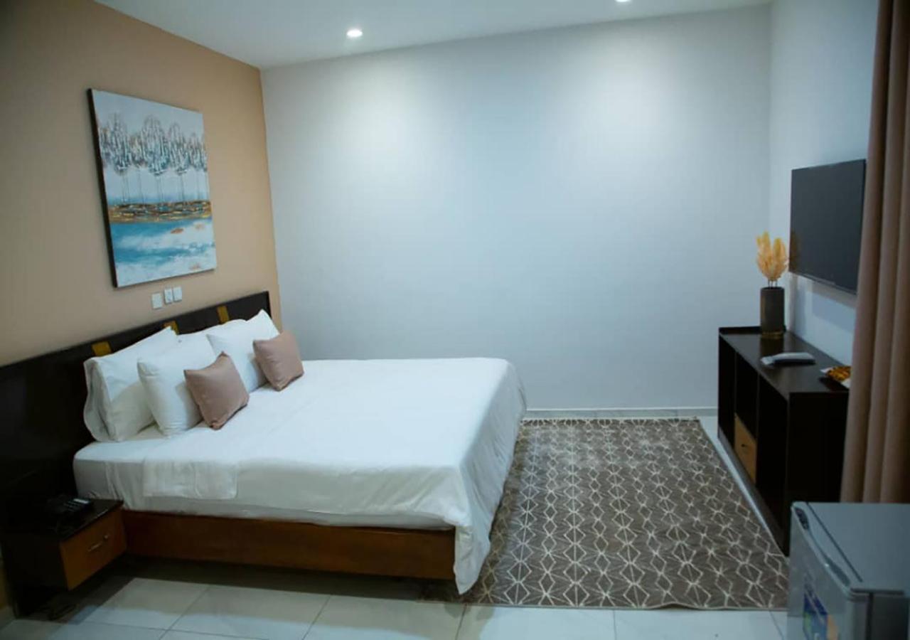 Onyx Hotel 亚穆苏克罗 外观 照片
