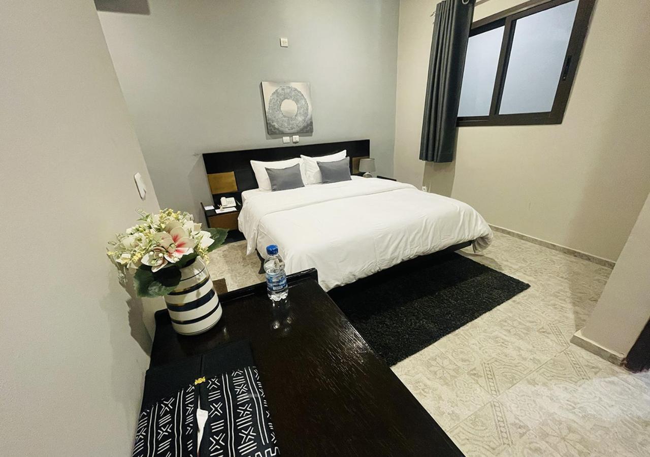 Onyx Hotel 亚穆苏克罗 外观 照片